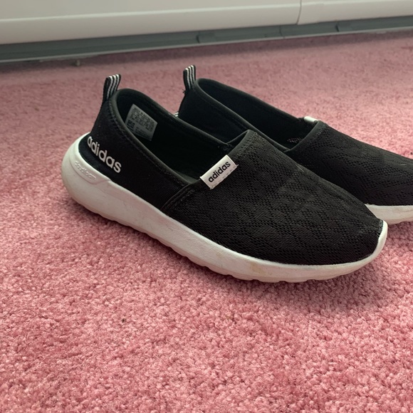 Adidas slip on - Picture 2 of 4